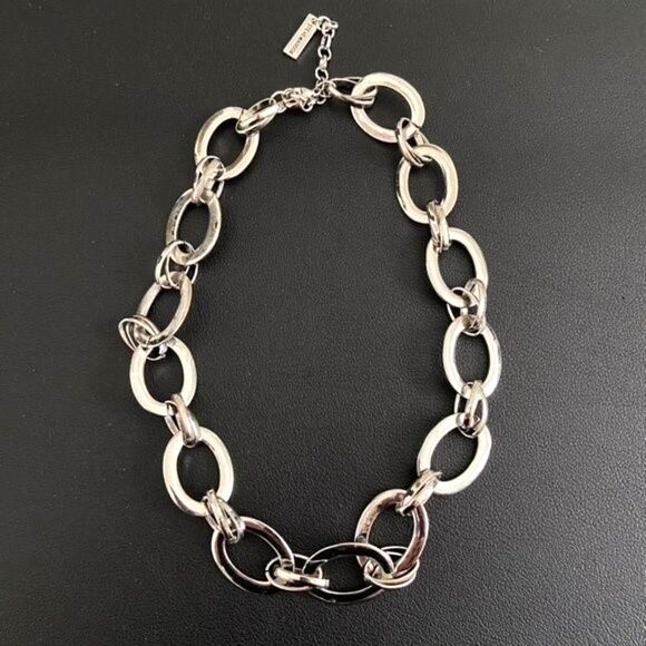 Steve Madden Silver tone Metal Chain Oval round Link Necklace - Picture 1 of 3